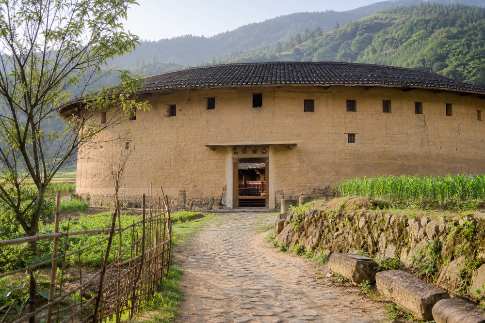 Fujian Tulou Travel Guide: How to Visit the UNESCO Earthen Buildings